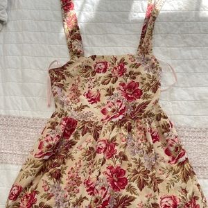 Gal Meets Glam Maxi Dress with Shoulder Ties